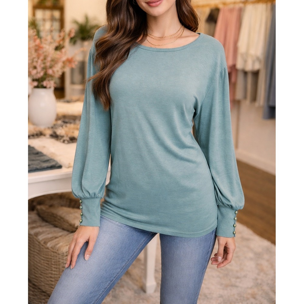 Tops Green Women 2X Blouse Long Sleeves with Buttons on bottom of‎ sleeves